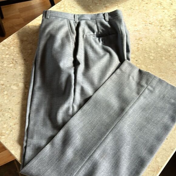 Vintage Pierre Cardin Paris New York 3 piece suit  pants vest jacket Blue 42R - Picture 15 of 17